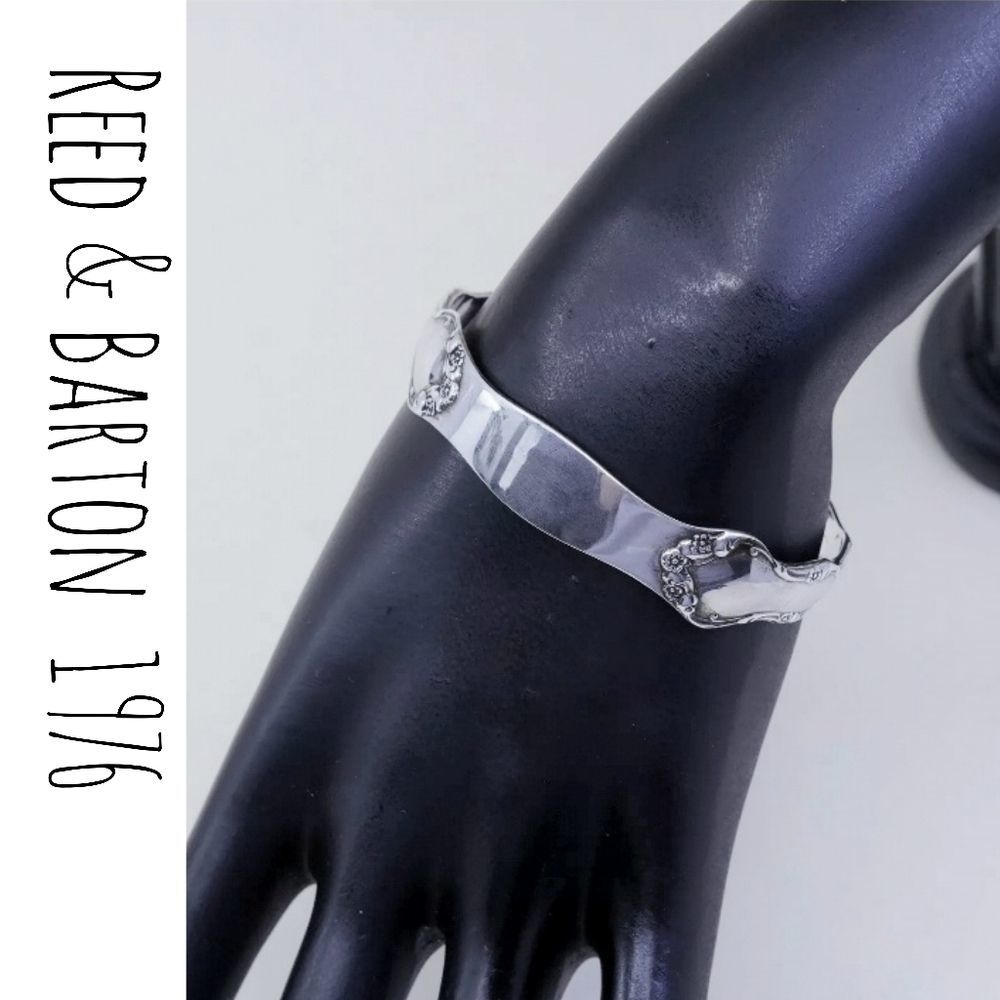 Vintage 1976 Reed & Barton 925 Sterling Silver Cuff Bangle